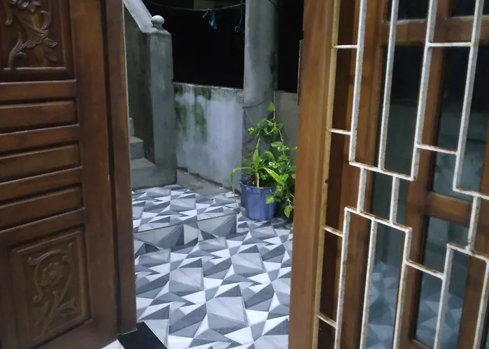 Trintrip Residence